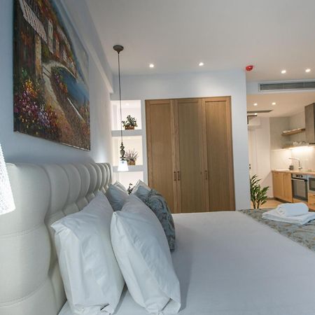 Ammos Lux Apartments Crete อายิโอสนิโกลาโอส ภายนอก รูปภาพ